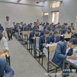 महाविद्यालय में चल रही  सीसीई परीक्षाएं